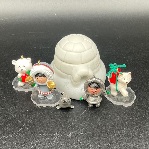 Hallmark Frosty Friends Eskimo Igloo Christmas Ornament Set of 6 Vintage - Picture 1 of 10